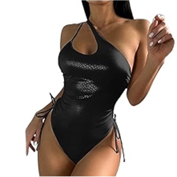 SHEIN Black Cutout One-Shoulder Swimsuit - Picture 1 of 5
